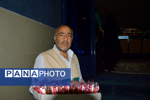 جلسه گزارش‌نویسی سامانه خادمیاری در اصفهان