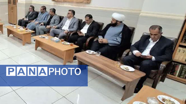 دیدار رئیس سازمان ثبت اسناد و املاک کشور با نماینده ولی‌فقیه در کهگیلویه و بویراحمد 