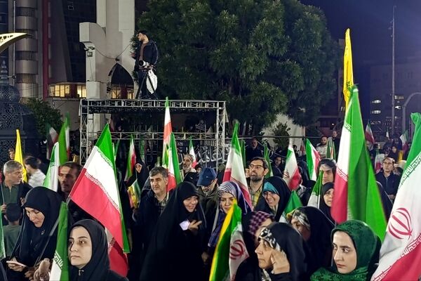شکوفه‌های لبخند دختران ایران؛ جشن میلاد حضرت معصومه (س) و طراوت روز دختر