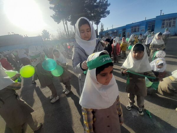 جشن نیمه شعبان در مدرسه شهید محمد حسین الیشه 