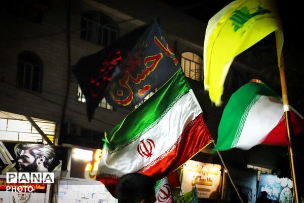 خیابان‌های امشب ؛عزادار حسین (ع)