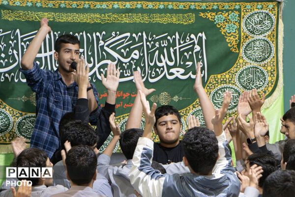 جشن میلاد حضرت زینب(س) در مدرسه متوسطه اول پسرانه سما پردیس