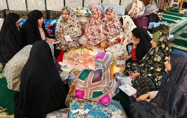 حلقه‌های معرفتی اعتکاف دانش آموزان دختر؛ گفت‌وگوهایی از دل به دل