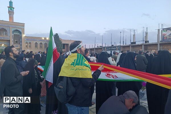 طنین اقتدار در لحظه تحویل سال نو بر فراز گنبد فیروزه ای؛ هفت سین مقاومت در پیشوا