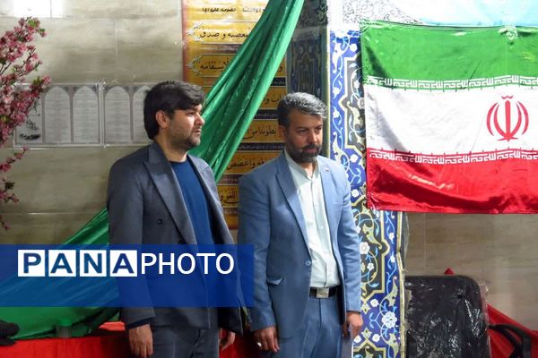 محفل انس با قرآن کریم به میزبانی دبیرستان شاهد‌ شهید مسعود‌ درخشان 