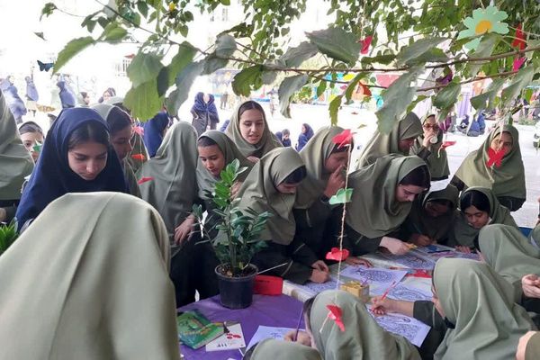 ایستگاه نشاط برای دانش‌آموزان بهارستانی