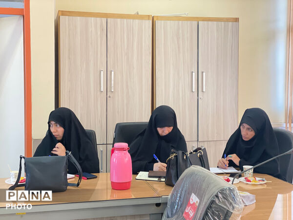  نشست هماهنگی مراسم روز نوجوان در اصفهان