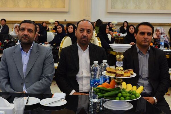 برگزاری مراسم گرامیداشت مقام معلم در بهارستان‌دو