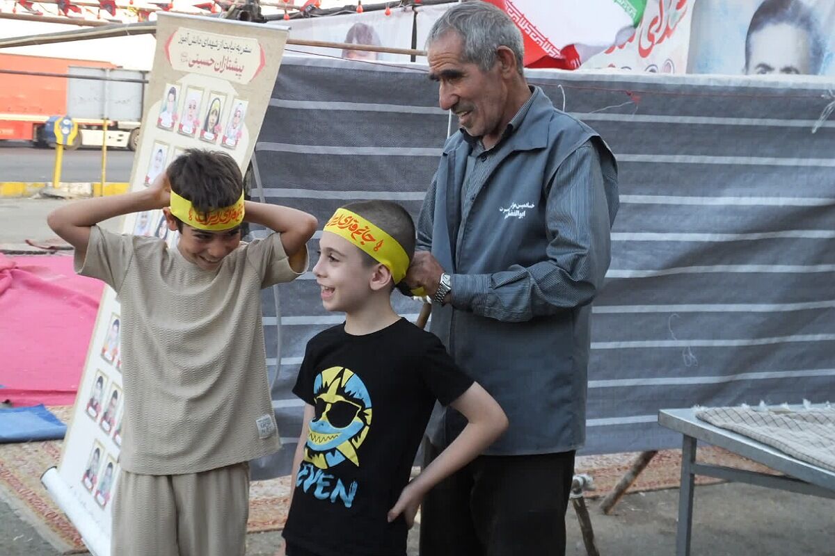 از نگاه معصوم کودک تا اشک پیرمرد؛ روایت عاشقی در موکب «عشاق‌الحسین»