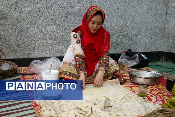  همایش «یاوران انقلاب، پیشتازان مقاومت» در دلیجان همزمان با آغاز دهه فجر