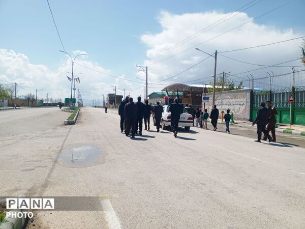 مردم شهر تیتکانلو در سوگ چهلمین روز شهادت رهبر معظم انقلاب