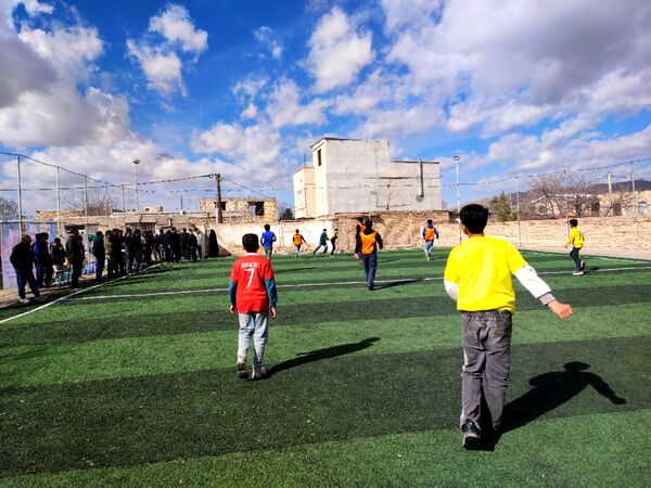افتتاح چمن مصنوعی روستای قره مصلی