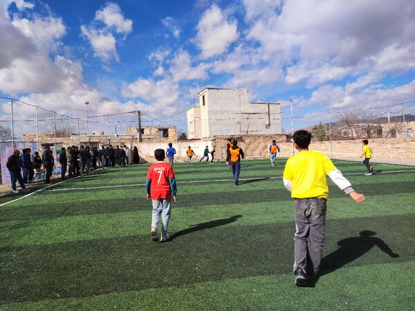 افتتاح چمن مصنوعی روستای قره مصلی