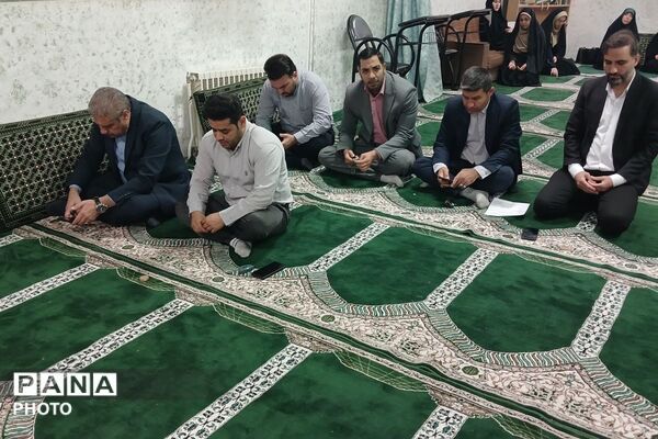 جشن ولادت حضرت زینب(س) در اداره آموزش و پرورش کهریزک 