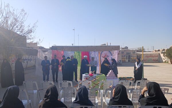 گرامیداشت هفته قرآن، عترت و نماز در آموزشگاه مرحوم صفری شهرستان خلیل آباد