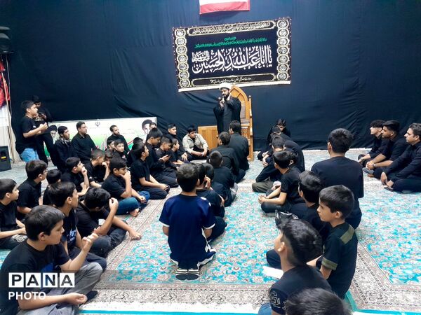 مراسم دهه اول ماه محرم به میزبانی هیئت دانش آموزی قاسم بن الحسن (ع)