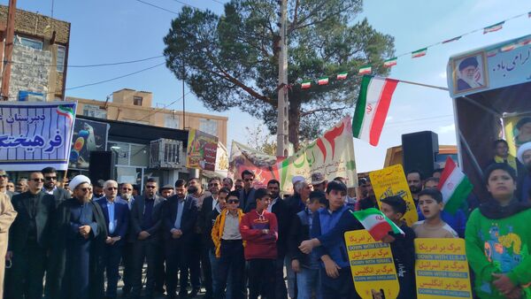 برگزاری راهپیمایی ۱۳ آبان با حضور پرشور مردم در شهرستان خواف 