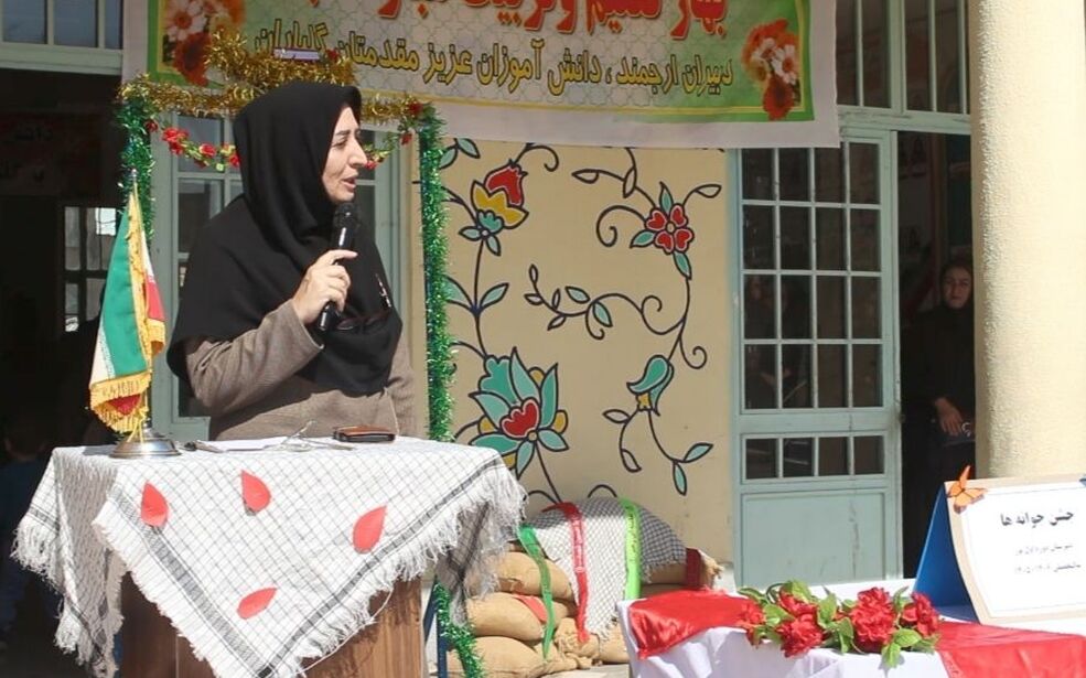 جشن جوانه ها در دبیرستان دخترانه نور