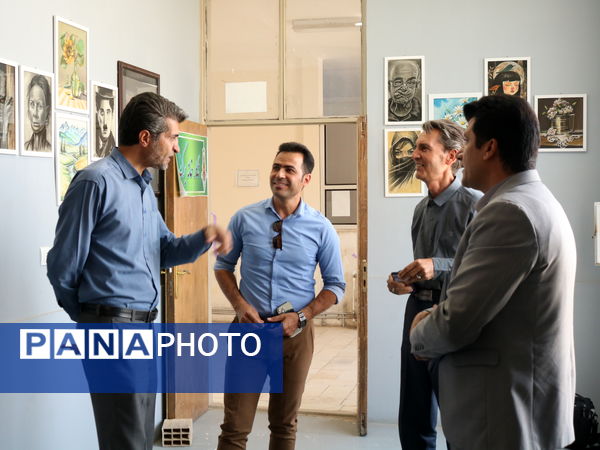 افتتاح نمایشگاه جادوی هنر در بافت 