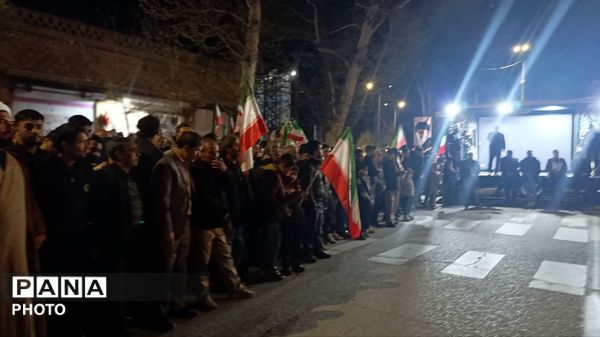 تجمع گسترده مردمی در مسجد جامع نیشابور و تشییع دو شهید جنگ رمضان