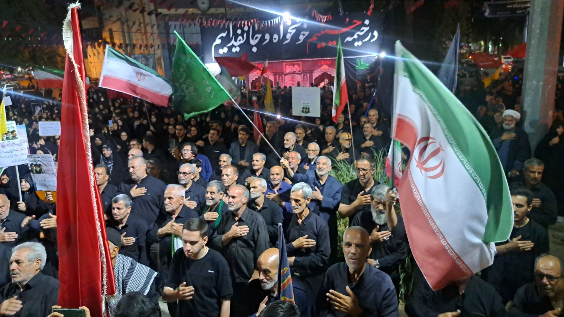 شب همدلی در نظرآباد