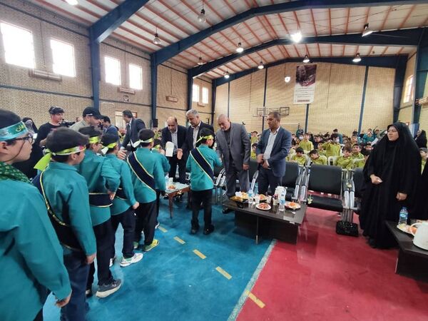 جشن گلریزان در دبستان شهدای بسیج بوشهر