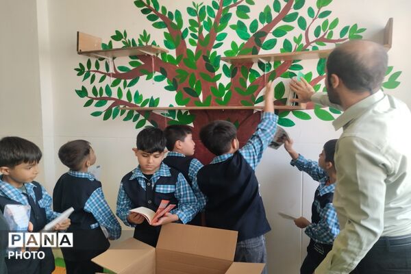هدیه خواندنی معاونت فرهنگی و هنری به شهرستان ملارد