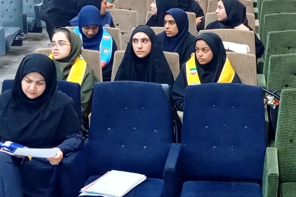 انتخابات شورای دانش آموزی دختران کرمان