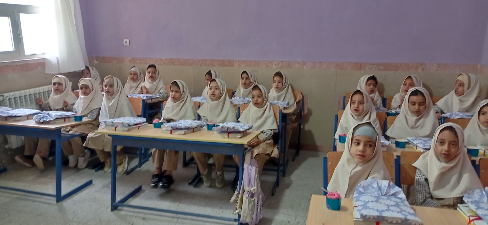 جشن شکوفه ها در مدرسه شهید محمدی شهر نسر