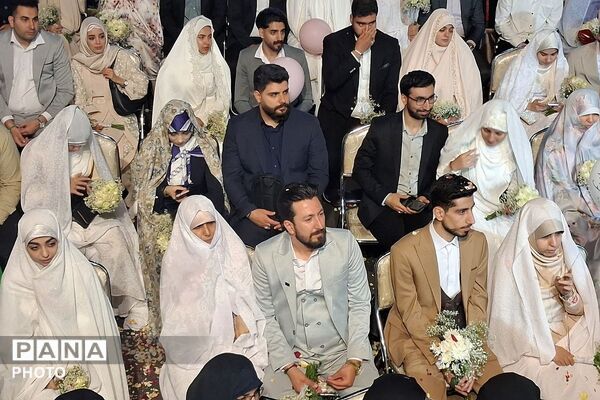 جشن ازدواج ساده ۴۷ زوج جوان؛ جلوه‌ای همانند پیوند آسمانی