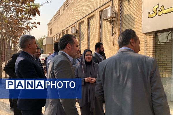 برگزاری جلسه مدیران با حضور فعال مسئولان آموزش و پرورش و اداره کل شهرستانهای تهران در ناحیه دو شهرری