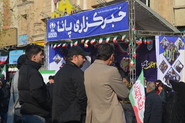 جشن باشکوه بهمن؛ حضور پرشور مردم و ثبت لحظات ماندگار