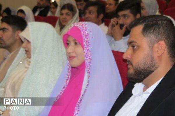 آغاز زندگی مشترک؛ جشن روز ازدواج با حضور ۵۰ زوج جوان در رباط‌کریم