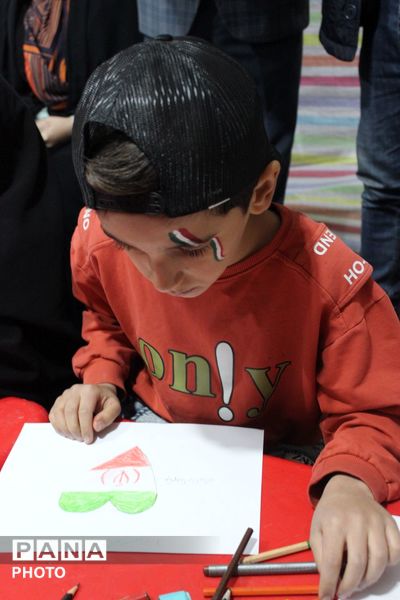 هم‌نوایی دختران پیشتاز مرند در شب زیارت سیدالشهداء (ع)
