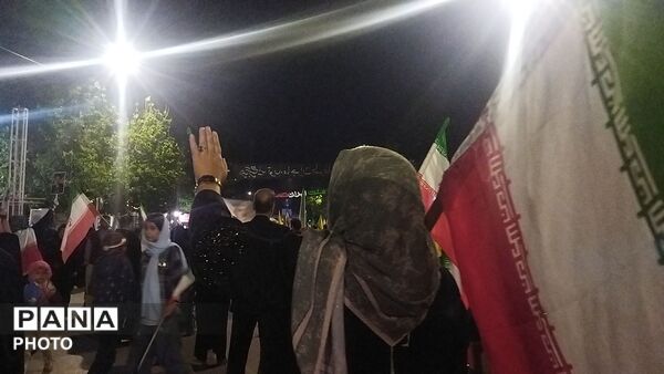 پنجاه و هشتمین شب از ایستادگی مردم در خیابان های نیشابور