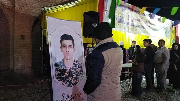 حضور نوجوانان و جوانان در فعالیت موکب امیر المومنین نیشابور 
