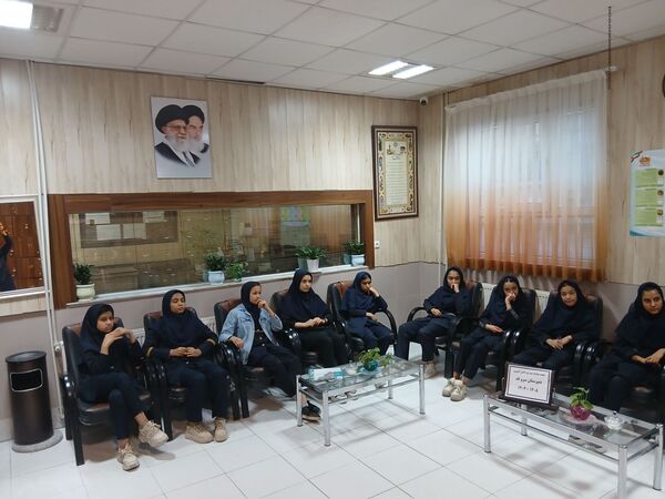 جلسه شورای دانش آموزی دبیرستان سروقد