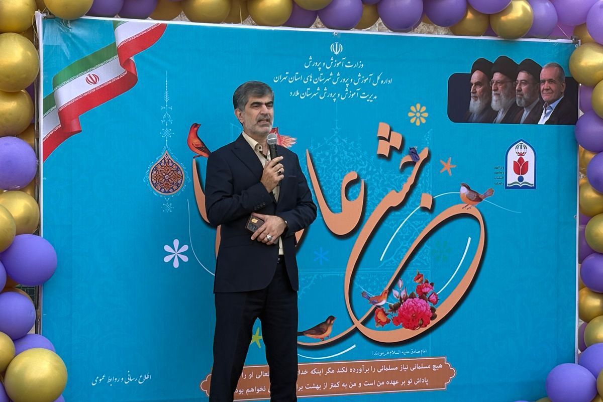 جشن عاطفه‌ها، تبلور نوعدوستی، انسانیت و مسئولیت پذیری در هویت دانش‌آموزان است