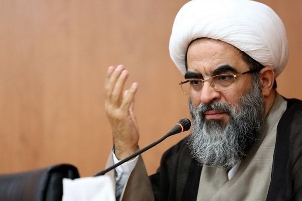 تنها راه اصلاح جامعه، تمسک واقعی به قرآن است