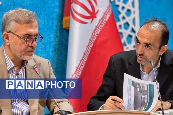 سومین جلسه شورای آموزش و پرورش ناحیه دو بهارستان