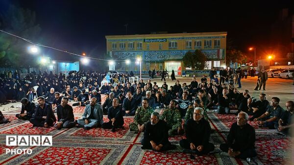 مراسم عزاداری شب عاشورا در هیأت فرهنگیان شهرستان کاشمر