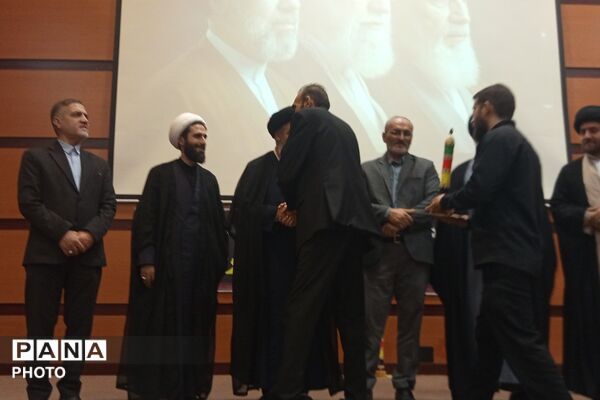 همایش هیات و مداحان محرم در سالن سجادیه بهارستان دو