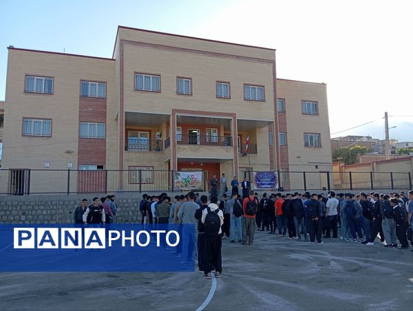 جشن پرشور آغاز سال تحصیلی در مدرسه نمونه دولتی زانست بانه