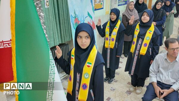 آغاز سال تحصیلی در قاب جشن «بهار ایمان»