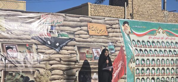 برگزاری یادواره «لاله‌های روشن» در دبیرستان مهدیه