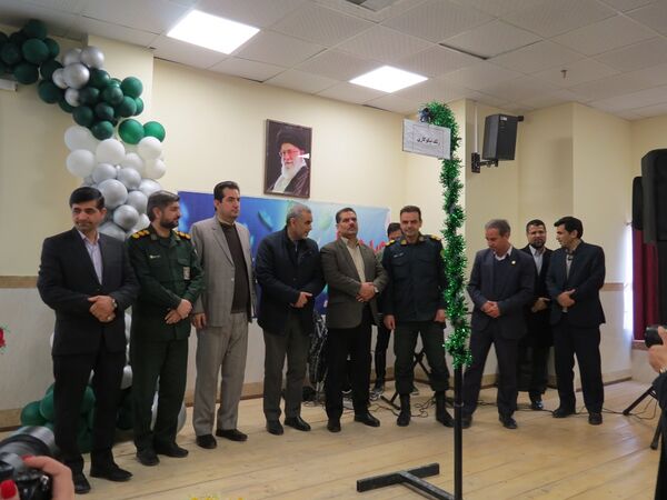 نواختن زنگ جشن نیکوکاری در دبستان امام خمینی(ره) بجنورد