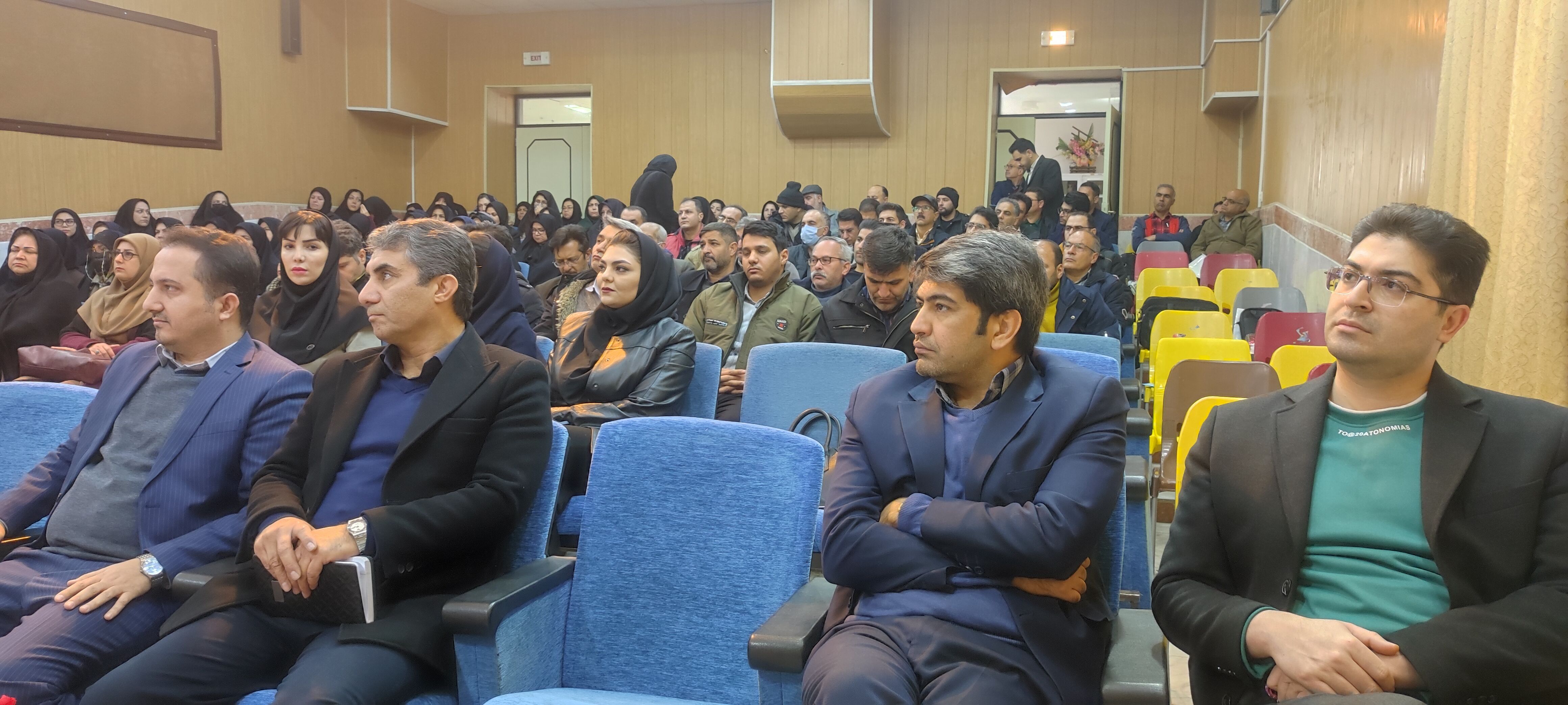 برگزاری کارگاه ضمن خدمت ویژه مدیران و معاونان آموزش و پرورش در کانون سمیه شیروان