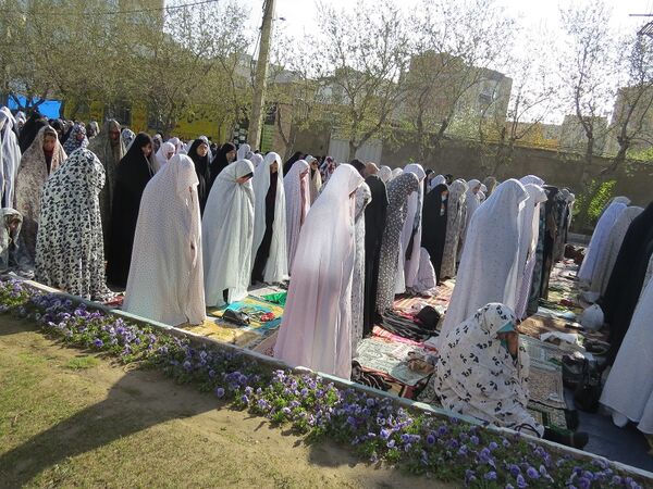اقامه نماز عید فطر در شهرستان بجنورد 
