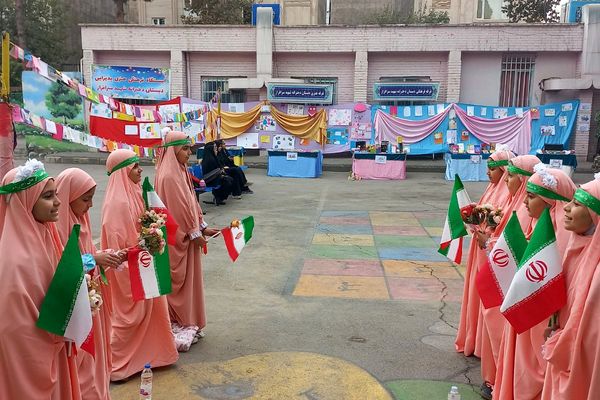نسیم دانایی در مدرسه شهید سرافراز اسلامشهر وزیدن گرفت