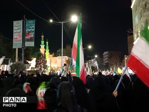 حرکت دسته عزاداری در شهرستان نیشابور